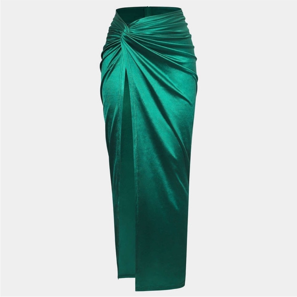 SET- Emerald Green Velvet & Satin Skirt Set